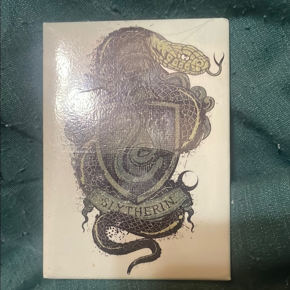 10/$10 Harry Potter Slytherin Magnet